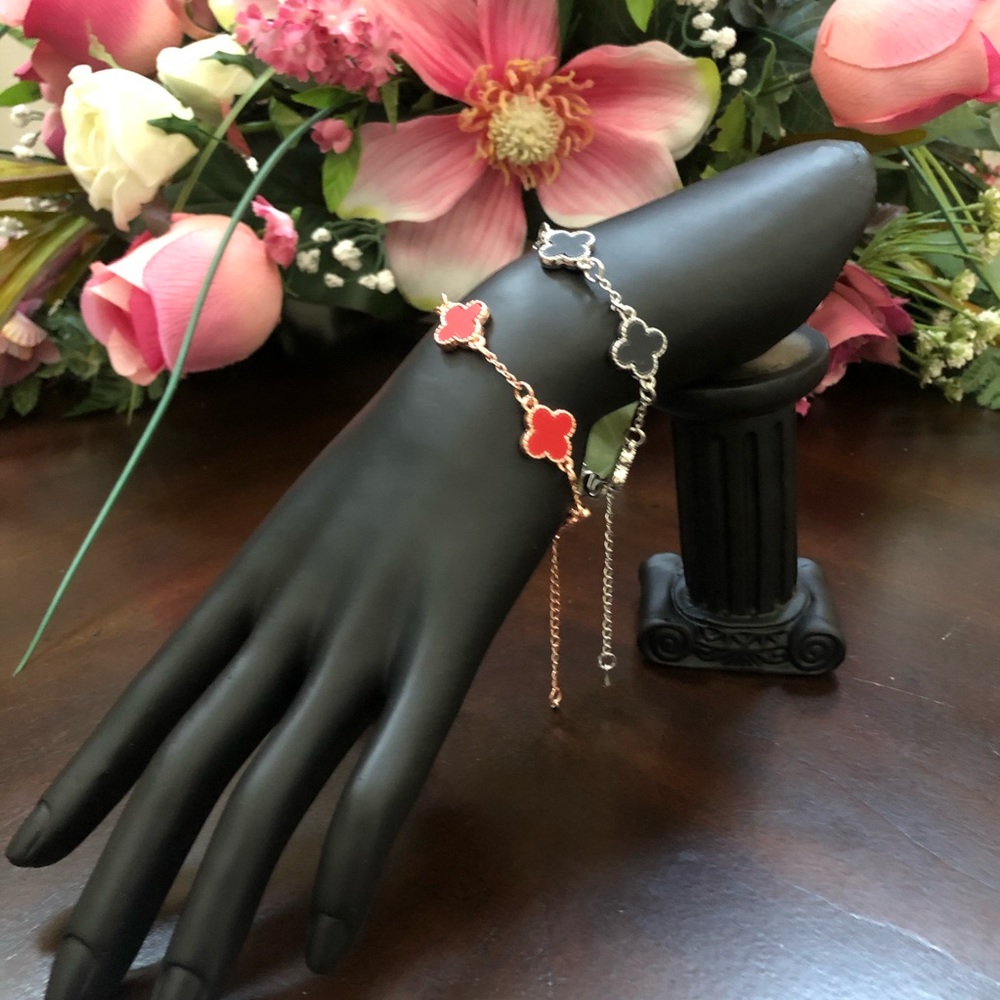 FASHION  ACCESSORY BRACELETS